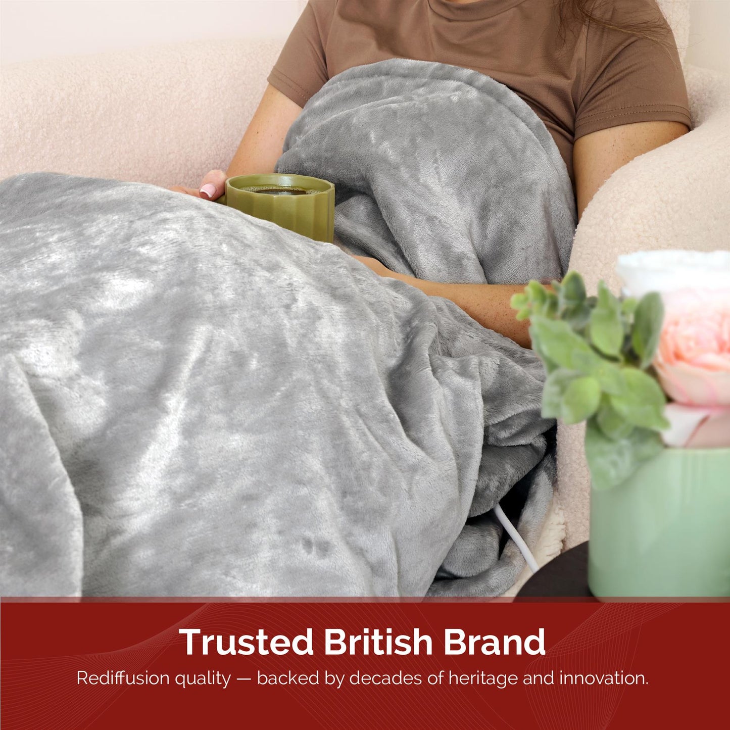 Rediffusion CosySnug Luxury Heated Throw Grey